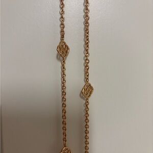 Kendra Scott Elegant Rose Gold Logo Chain Necklace